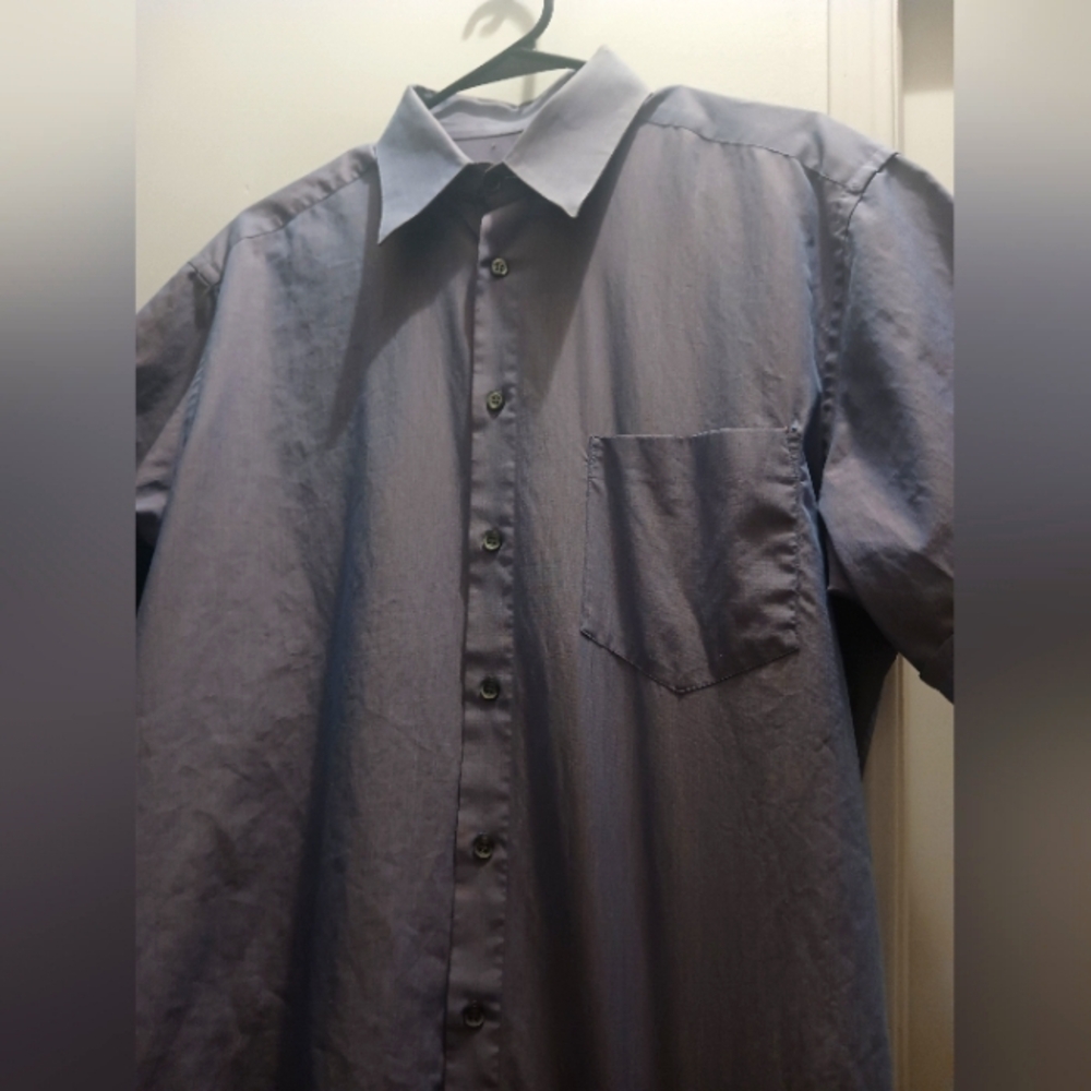 Hugo Boss Blue Button-Up Shirt 16 1/2 32-33